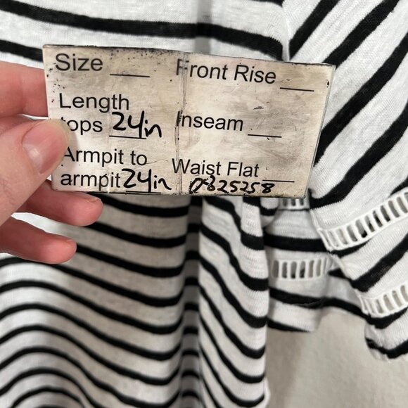 Chicos Womens Black White Striped Linen V-Neck Top Size 2 US L - Picture 5 of 7